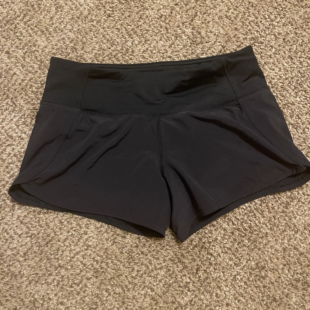 Lululemon Speed Up shorts